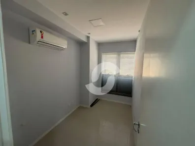 Sala Comercial à venda, 24m² no São Domingos, Niterói