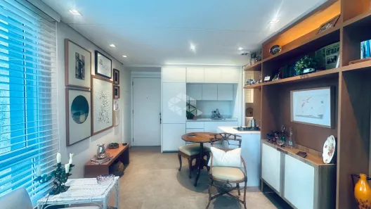 Apartamento com 1 Quarto à venda, 38m² no Três Figueiras, Porto Alegre