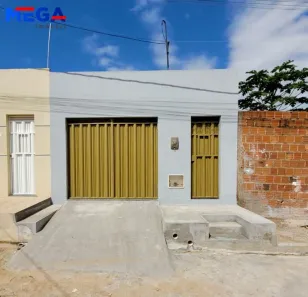 Casa com 3 Quartos à venda, 131m² no Tiradentes, Juazeiro do Norte