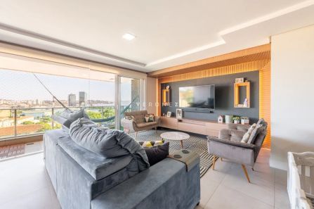 Apartamento com 3 Quartos à venda, 244m² no Cristal, Porto Alegre