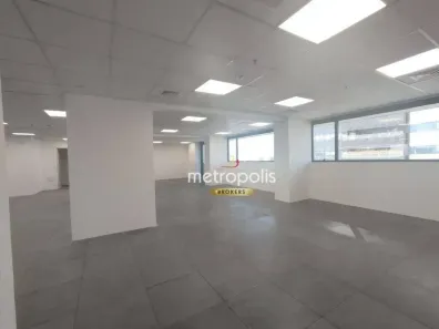 Sala Comercial para alugar, 138m² no Água Branca, São Paulo