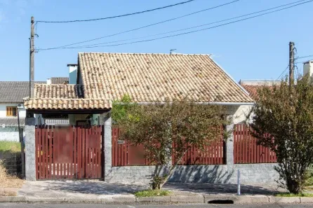 Casa com 3 Quartos à venda, 300m² no Espírito Santo, Porto Alegre