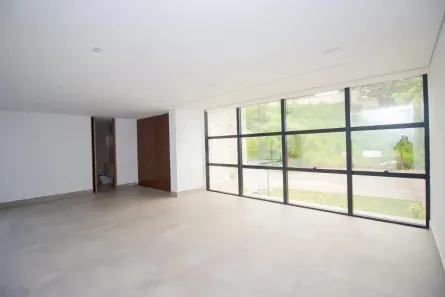 Casa com 3 Quartos à venda, 650m² no Estância Silveira, Contagem