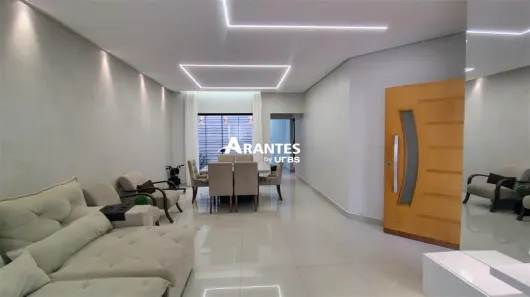 Casa com 3 Quartos à venda, 200m² no Bosque dos Buritis, Uberlândia