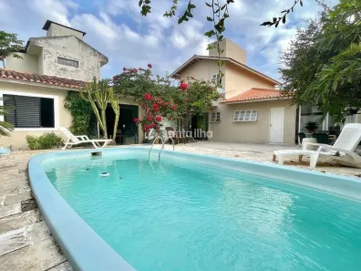 Casa com 5 Quartos para alugar, 330m² no Campeche, Florianópolis
