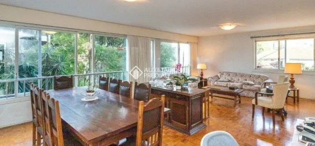 Apartamento com 3 Quartos à venda, 245m² no Moinhos de Vento, Porto Alegre
