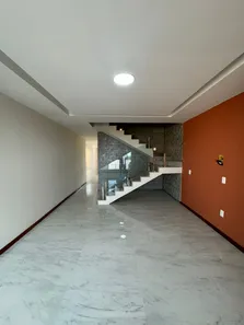 Sobrado com 3 Quartos à venda, 130m² no Imboassica, Macaé