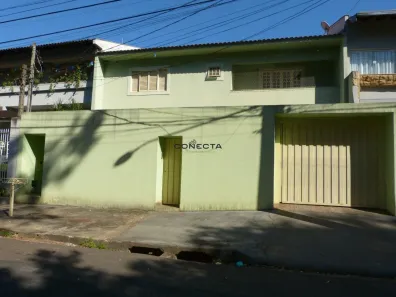 Casa com 4 Quartos à venda, 214m² no Quebec, Londrina