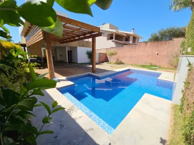 Casa de Condomínio com 3 Quartos à venda, 320m² no Jardins Atenas, Goiânia