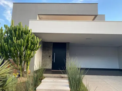 Casa de Condomínio com 4 Quartos para alugar, 220m² no Residencial Goiânia Golfe Clube, Goiânia