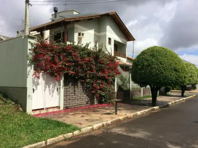 Casa de Condomínio com 3 Quartos à venda, 283m² no Marechal Rondon, Canoas