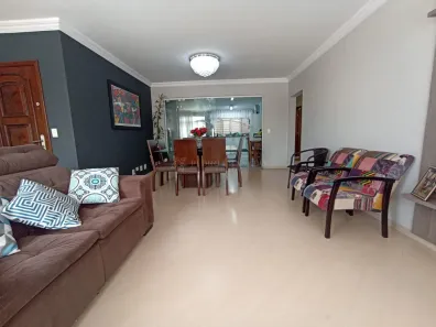 Apartamento com 3 Quartos à venda, 243m² no Zona 04, Maringá