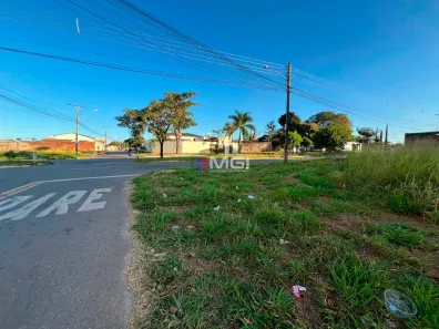 Lote/Terreno à venda, 567m² no Vila Rosa, Goiânia