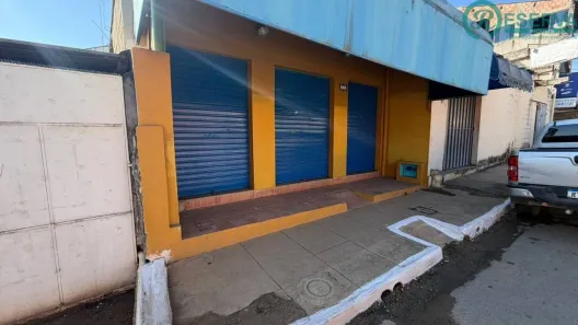 Ponto Comercial para venda ou aluguel, 127m² no Centro, Confins