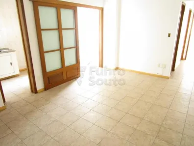 Apartamento com 2 Quartos para alugar, 59m² no Centro, Pelotas