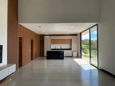 Casa de Condomínio com 3 Quartos à venda, 197m² no Jardins Porto, Senador Canedo