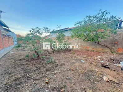 Lote/Terreno à venda, 360m² no Maracanã, Montes Claros