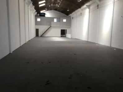 Galpão/Depósito/Armazém à venda, 500m² no Bonsucesso, Rio de Janeiro