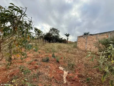 Lote/Terreno à venda, 200m² no Prisco Viana, Caetité