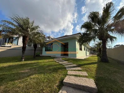 Casa com 3 Quartos para alugar, 193m² no Santa Felicidade, Curitiba