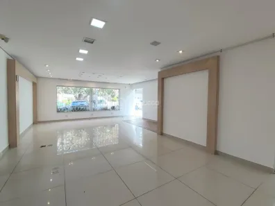 Imóvel Comercial com 9 Quartos para alugar, 424m² no Cambuí, Campinas