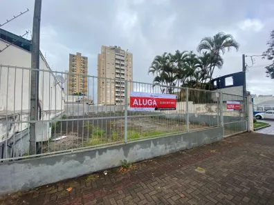 Sala Comercial para alugar, 300m² no Vila Ipiranga, Londrina