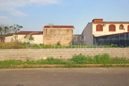 Lote/Terreno à venda, 315m² no Belmira Novaes, Peruíbe