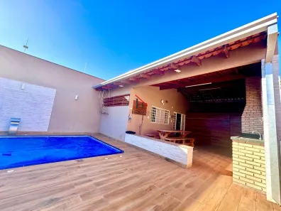 Casa com 4 Quartos à venda, 400m² no Jardim Shangri-la A, Londrina