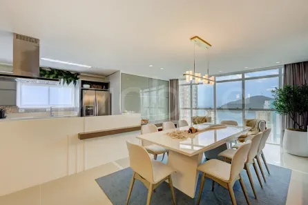 Apartamento com 3 Quartos à venda, 200m² no Centro, Balneário Camboriú