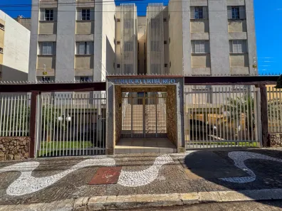 Apartamento com 3 Quartos para alugar, 71m² no Jardim Palermo, Londrina