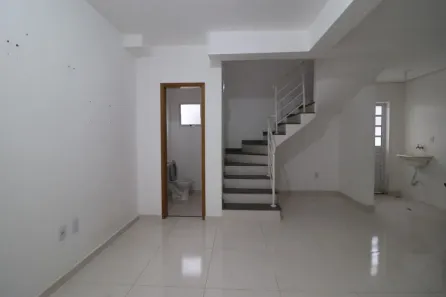 Casa de Condomínio com 2 Quartos para alugar, 67m² no Vila Suissa, Mogi das Cruzes