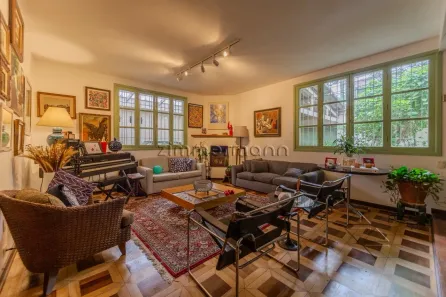 Sobrado com 3 Quartos à venda, 370m² no Jardim Petrópolis, São Paulo