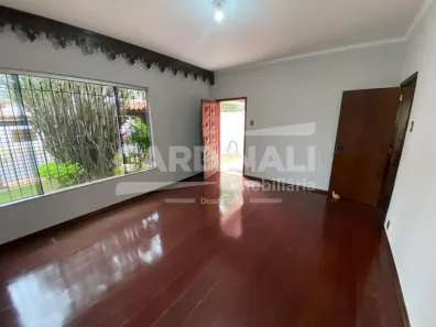 Casa com 3 Quartos à venda, 227m² no Jardim Brasil, São Carlos