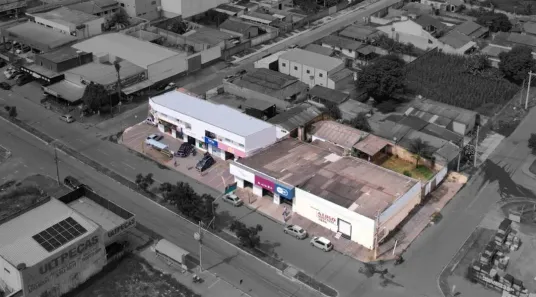 Prédio Comercial com 4 Quartos à venda, 1650m² no Jardim Cristalino, Aparecida de Goiânia
