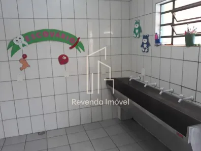Prédio Comercial à venda, 600m² no Cidade Líder, São Paulo