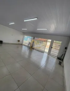 Casa de Condomínio com 3 Quartos à venda, 180m² no Jardim Mossoró, Cuiabá