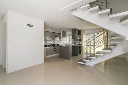 Casa de Condomínio com 3 Quartos à venda, 197m² no Glória, Porto Alegre