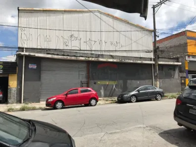 Galpão/Depósito/Armazém à venda, 400m² no Vila Dionisia, São Paulo