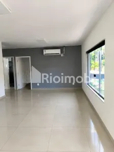 Ponto Comercial para alugar, 80m² no Jacarepaguá, Rio de Janeiro