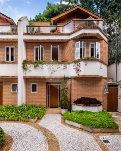 Casa de Condomínio com 4 Quartos à venda, 330m² no Santo Amaro, São Paulo