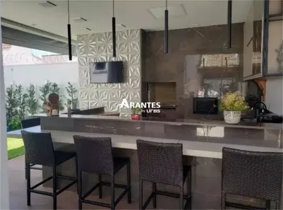 Casa com 3 Quartos à venda, 185m² no Granada, Uberlândia