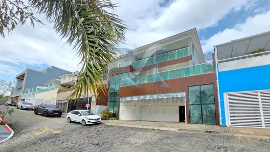Casa de Condomínio com 3 Quartos à venda, 500m² no Conjunto Residencial Redenção, Nova Iguaçu