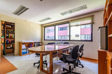 Ponto Comercial com 3 Quartos para alugar, 33m² no Sumarezinho, São Paulo