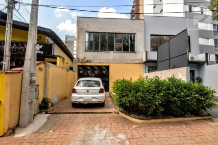 Imóvel Comercial com 1 Quarto para alugar, 400m² no Cambuí, Campinas
