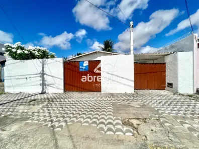 Casa com 4 Quartos para alugar, 179m² no Lagoa Nova, Natal