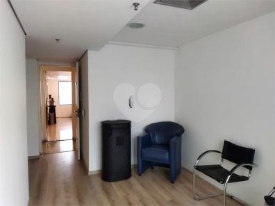 Sala Comercial à venda, 30m² no Indianópolis, São Paulo