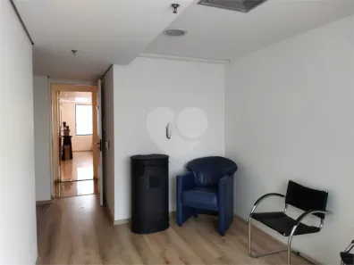 Sala Comercial à venda, 30m² no Indianópolis, São Paulo
