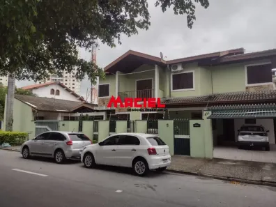 Sobrado com 6 Quartos à venda, 320m² no Jardim Esplanada, São José dos Campos