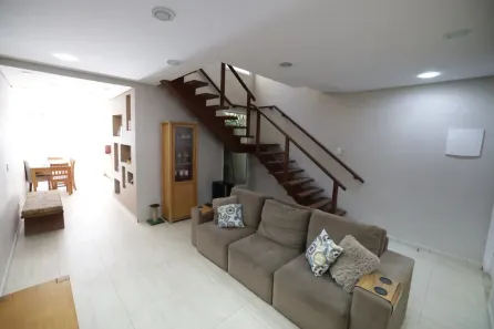 Casa de Condomínio com 3 Quartos à venda, 180m² no Parque São Vicente, Mauá