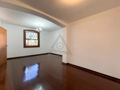 Imóvel Comercial com 5 Quartos para alugar, 300m² no Chácara da Barra, Campinas